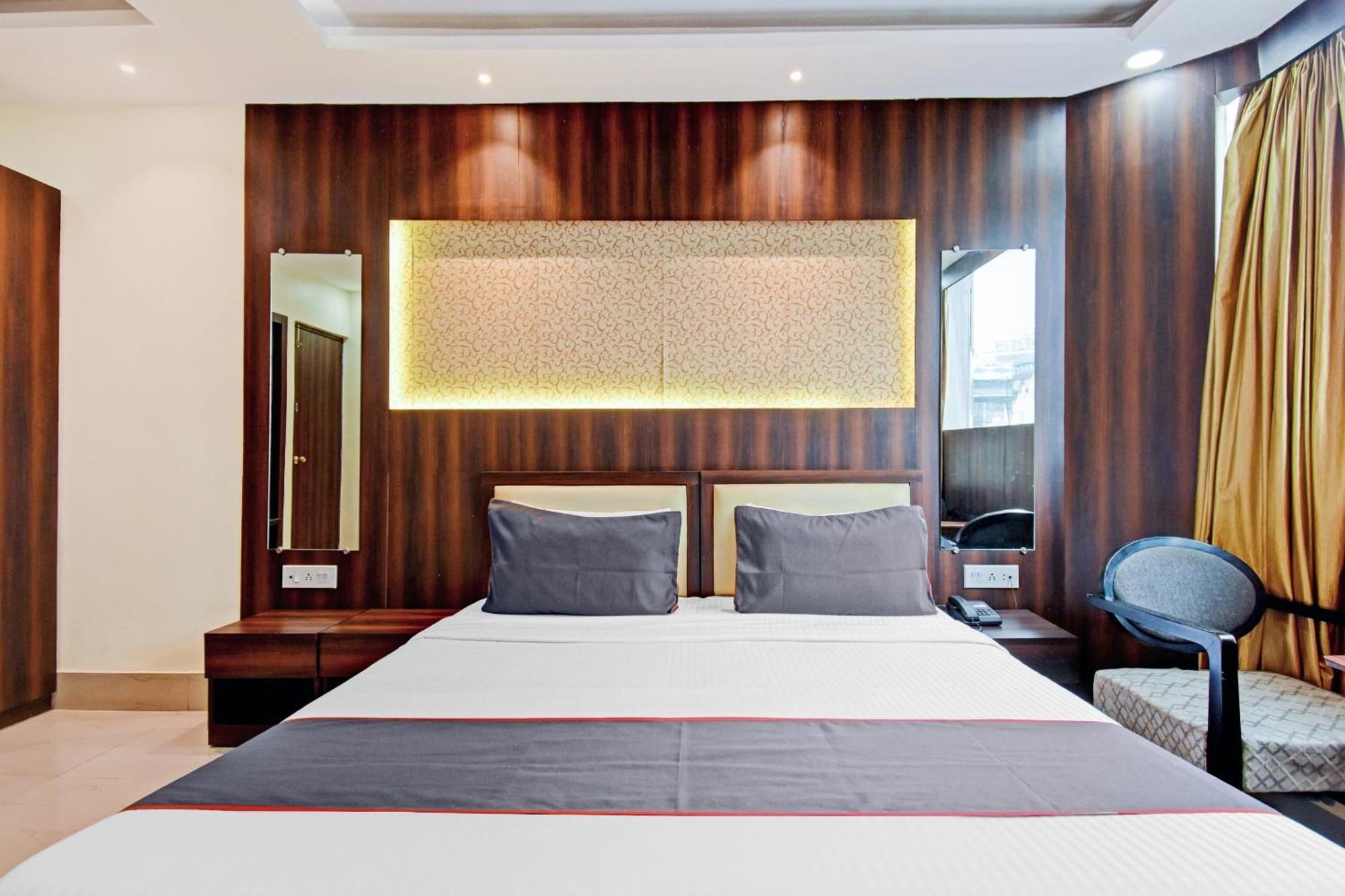 Hotel Collection O Motisarai Kalkata Exteriér fotografie